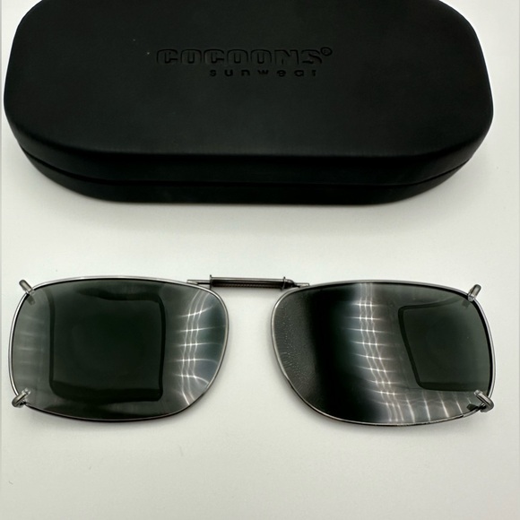Cocoons Clip-On Sunglasses REC1-54 Polarized Gunmetal Gray Lens + Case - Picture 5 of 15